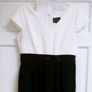 Sweet women's dress. Size 10